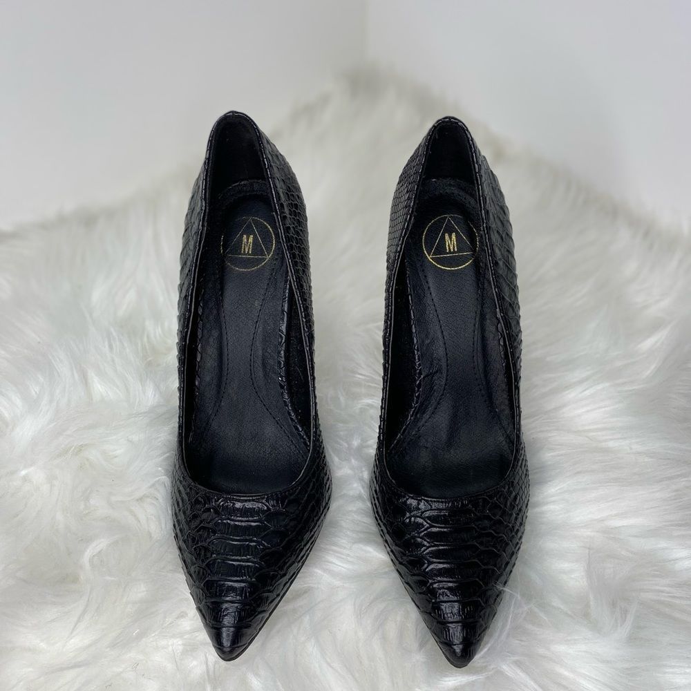 Black High Heel Pumps - Size 7 - Worn Only Once